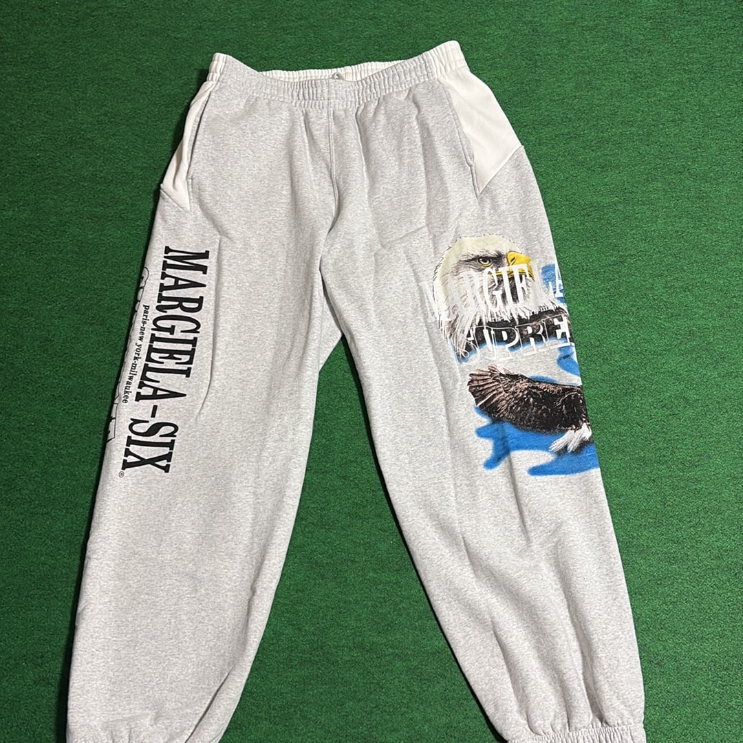 Supreme x MM6 Maison Margiela Eagle Sweatpant "Ash Grey"