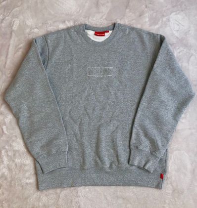 Supreme Cutout Logo Crewneck "Grey"