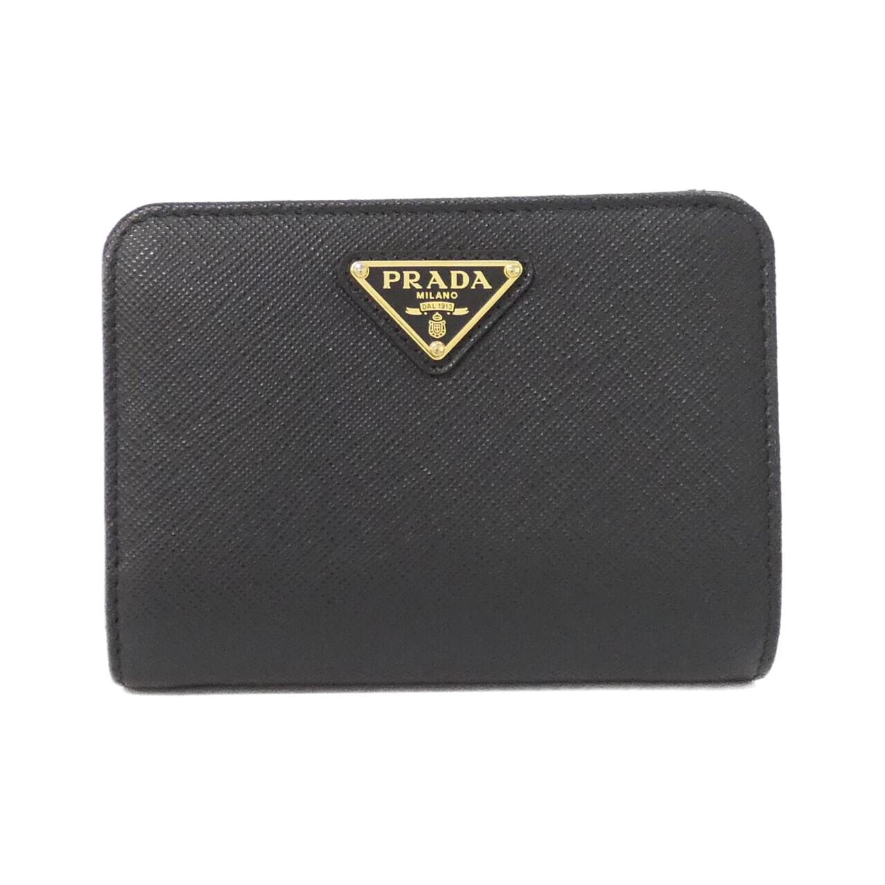 B (目立った傷や汚れなし)】PRADA プラダ 三角ロゴ 金具 ナイロン