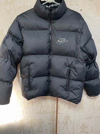 Supreme / Nike® Reversible Puffy Jacket "Black"