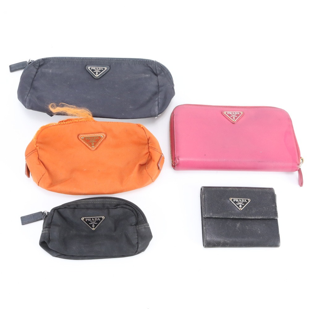 プラダ テスート ナイロン