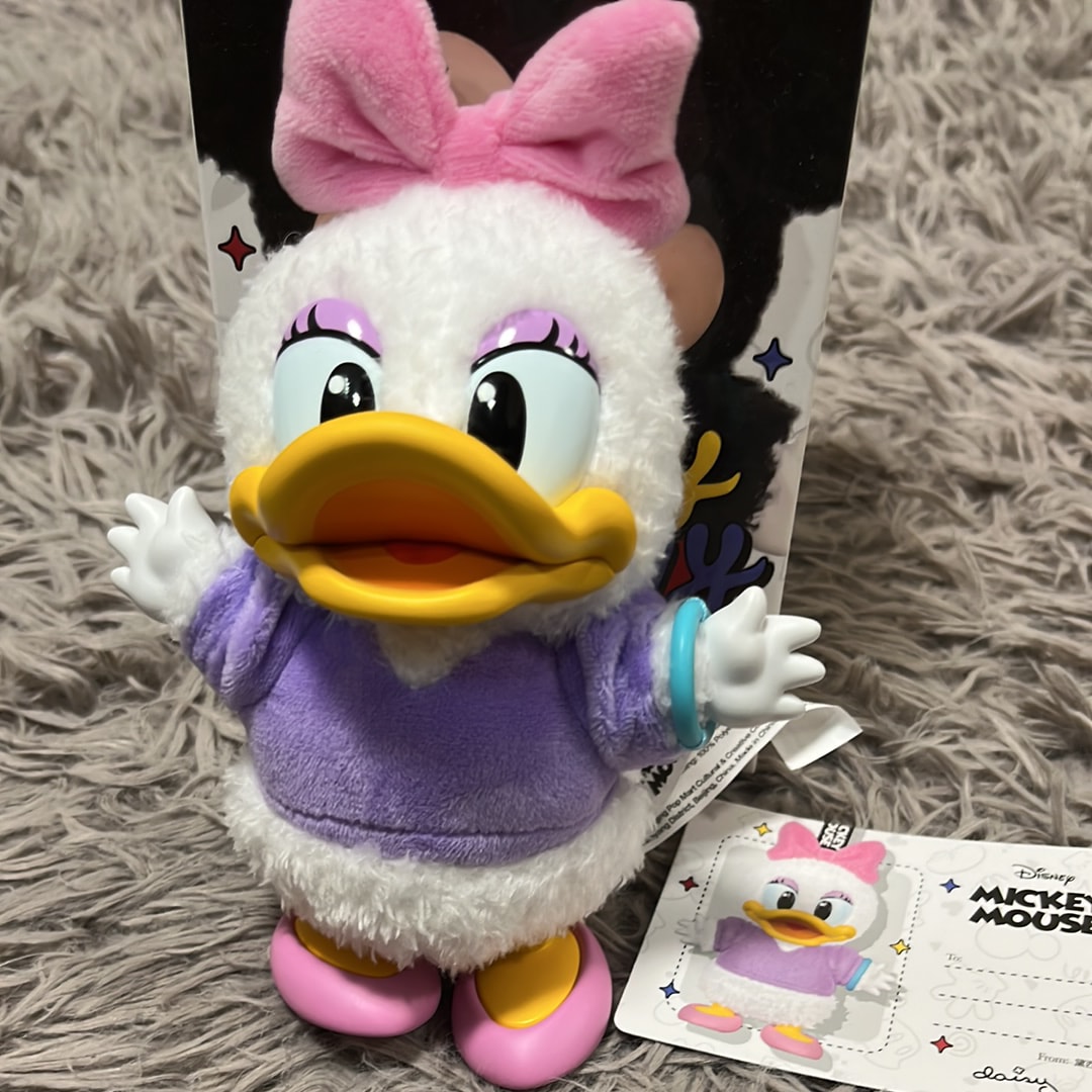 POP MART DISNEY Mickey Family Cute Together Series Plush Keychain Daisy