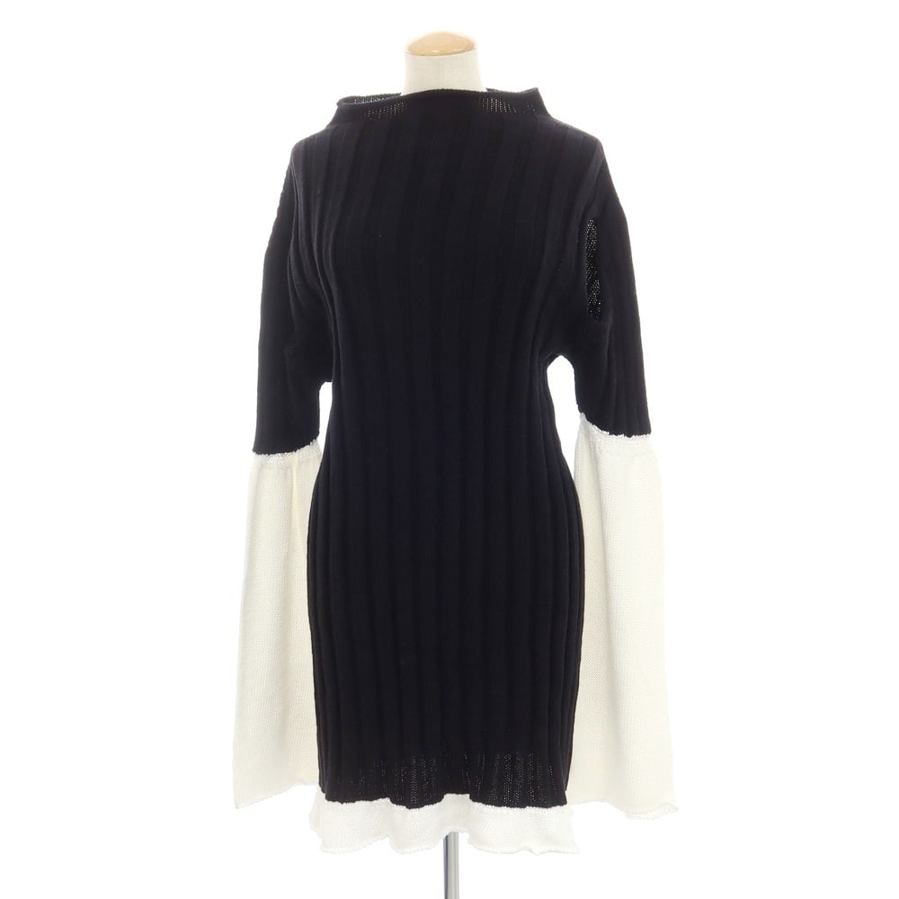 未使用に近い】【中古】イッセイミヤケ ISSEY MIYAKE 2024年秋冬