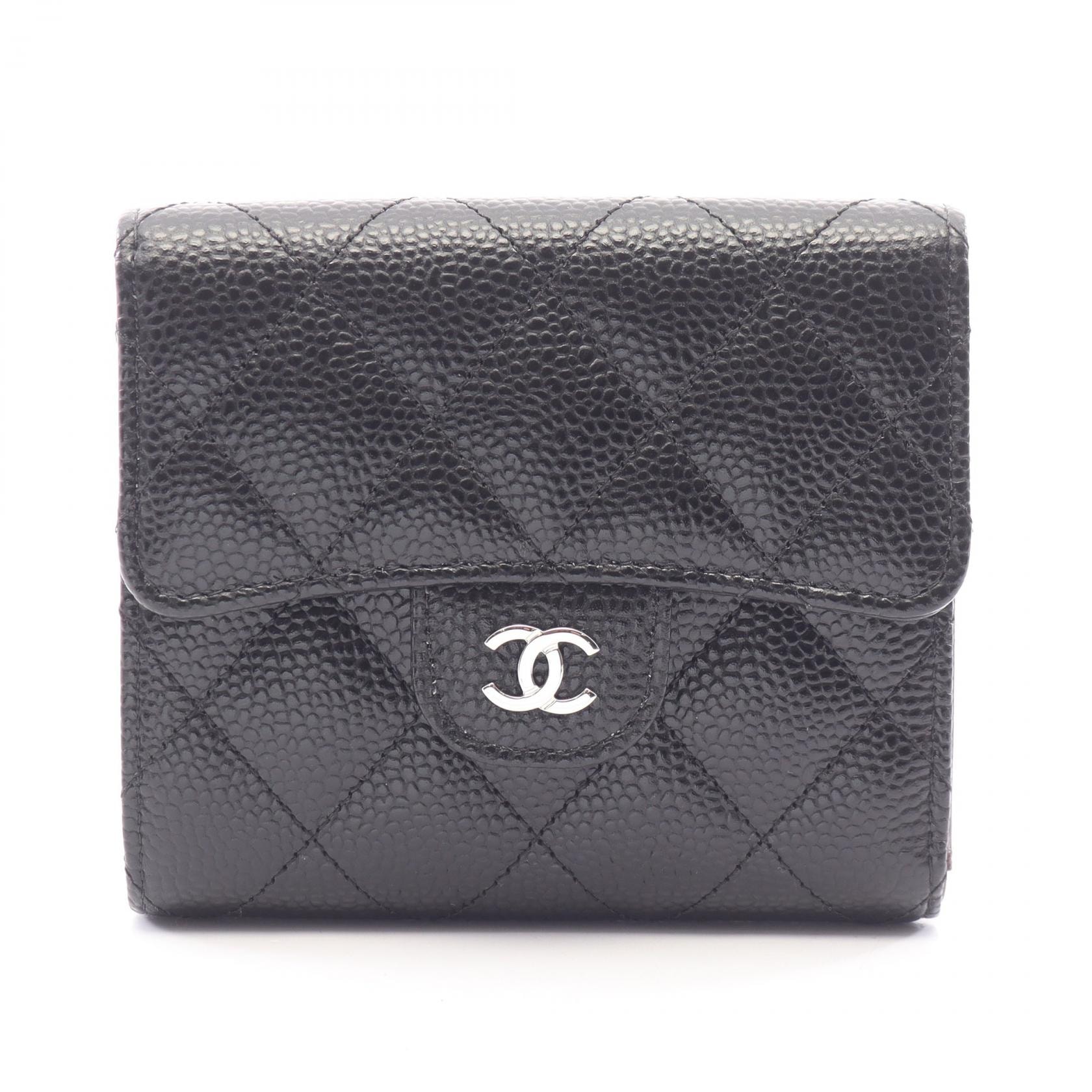 シャネル CHANEL クラシック スモール フラップ ウォレット 三つ折り財布 財布 キャビアスキン(グレインドカーフ) レディース ブラック系 AP0231 【中古】