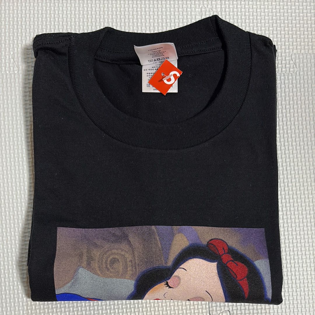 Supreme Snow White Tee "Black"