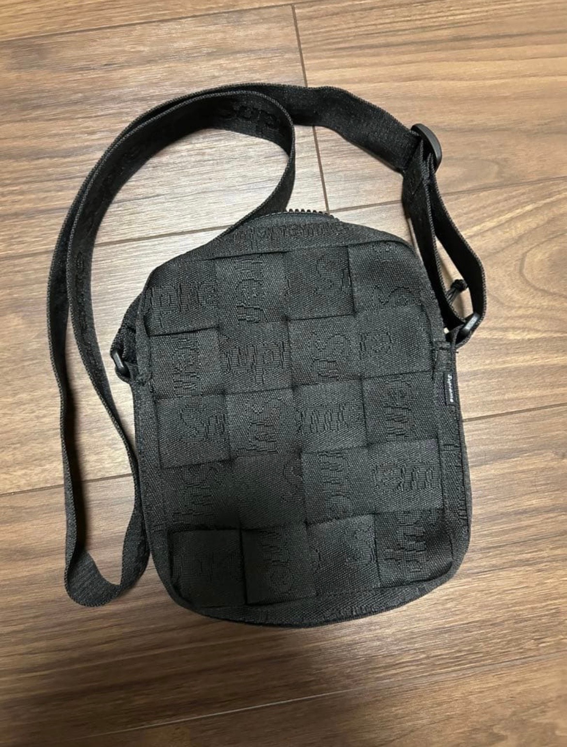 Supreme Woven Shoulder Bag 