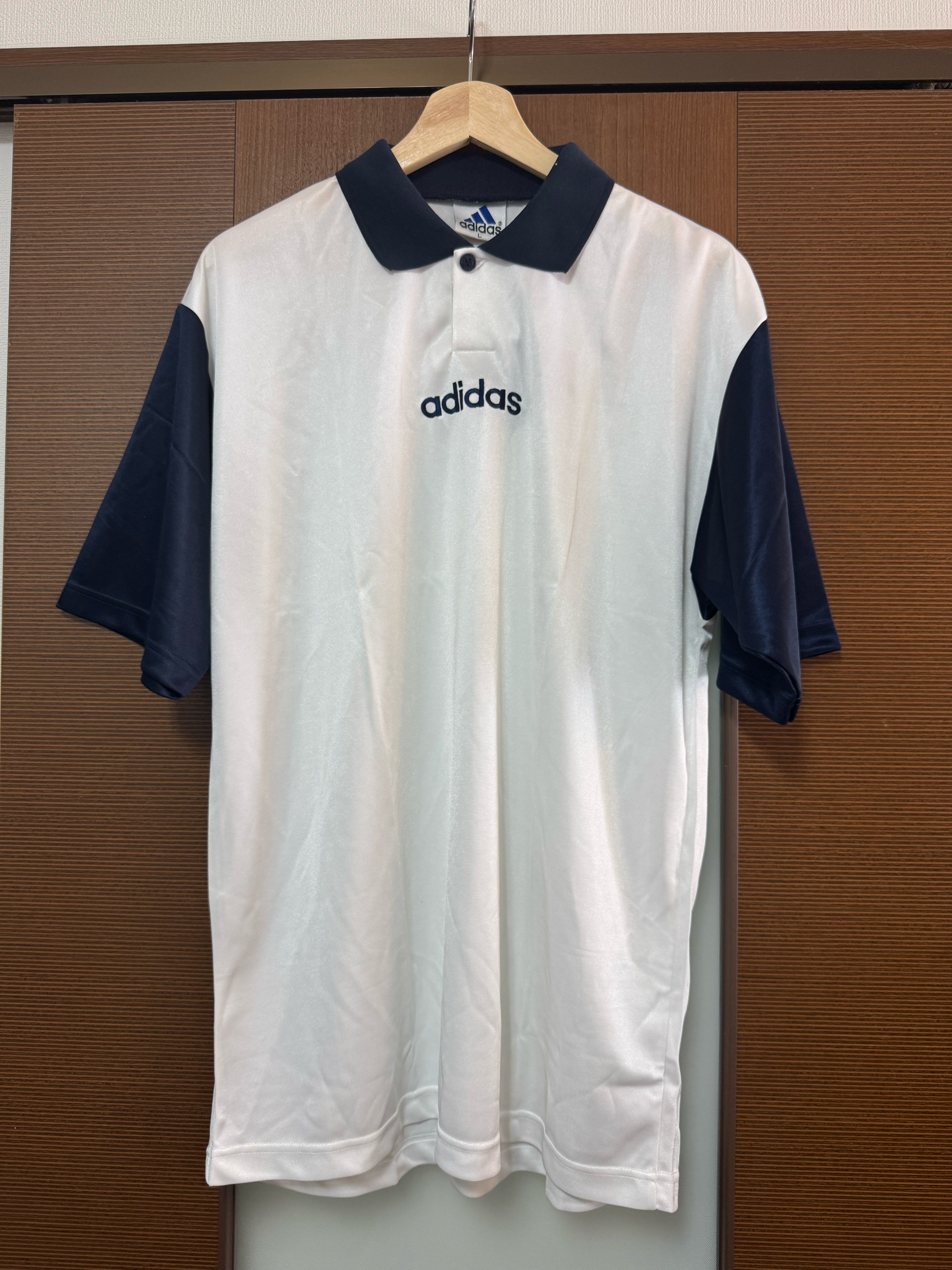アディダス 90sデッドストック Tシャツ