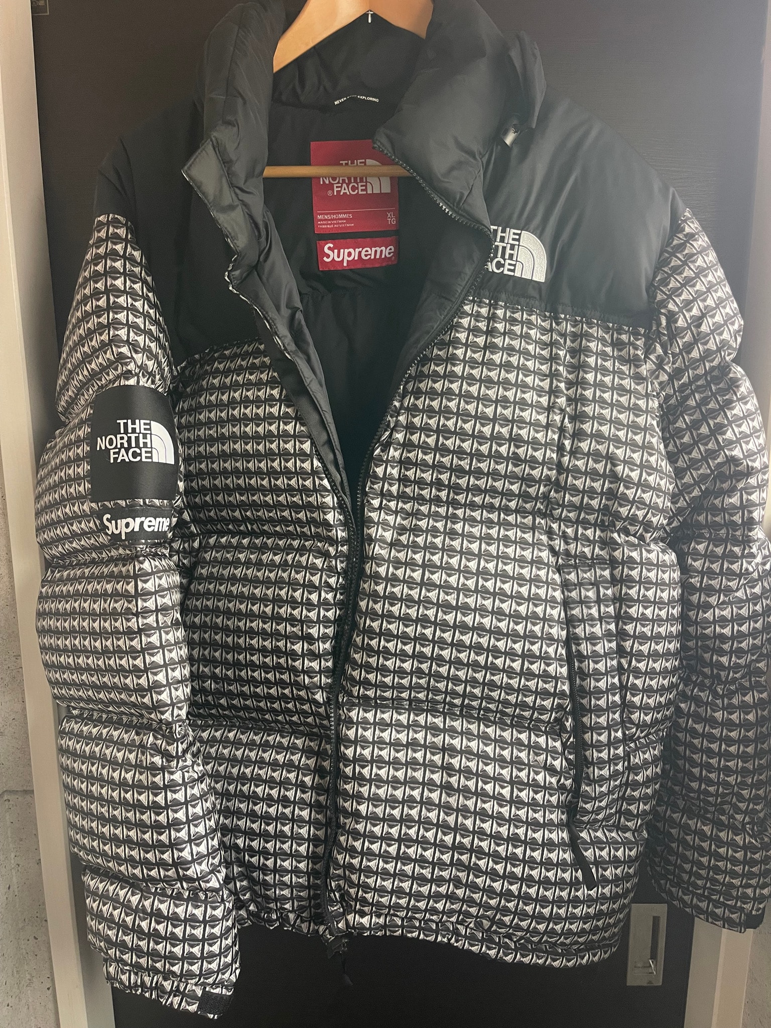 Supreme x The North Face Studded Nuptse Jacket "Black"