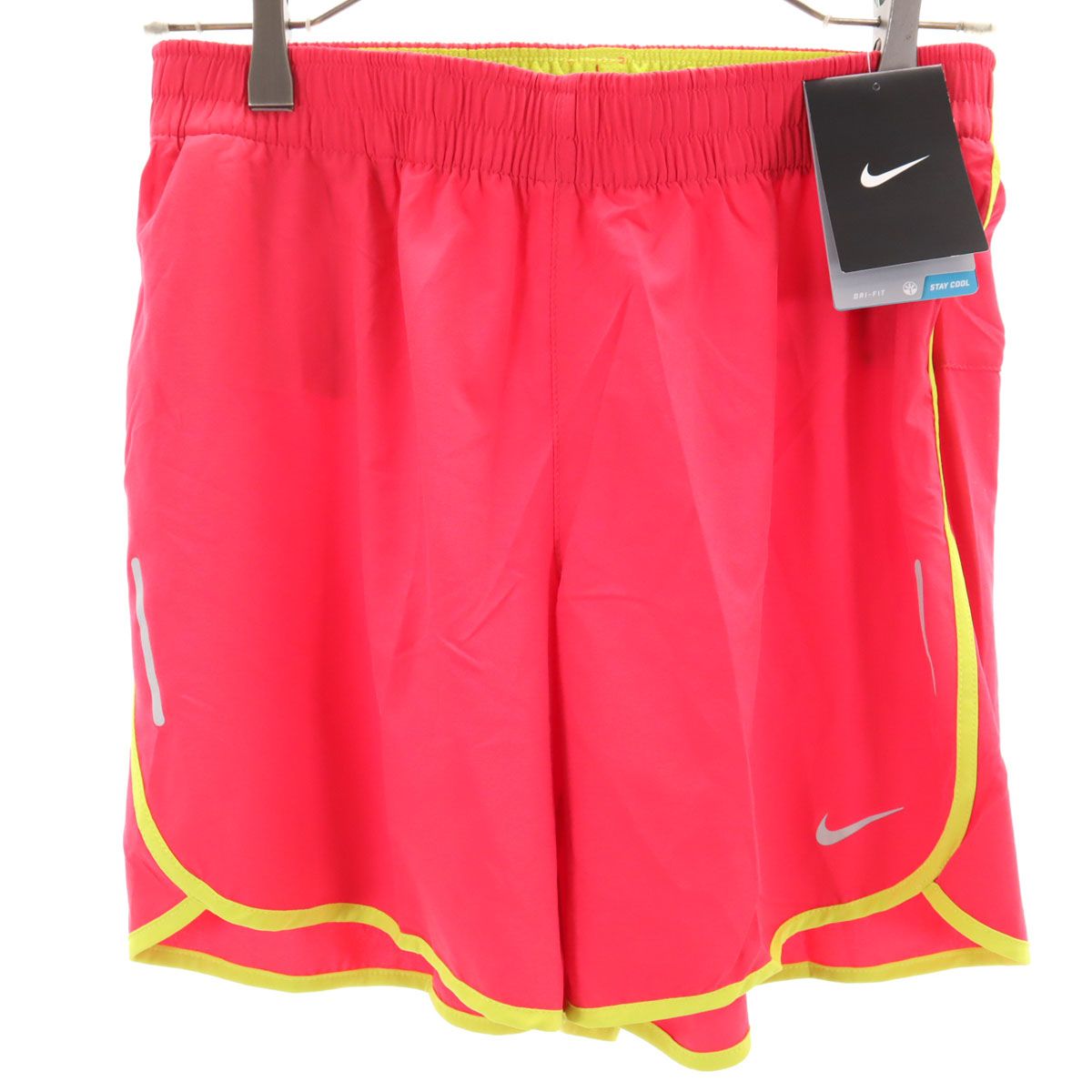 未使用 NIKE ランニング ショートパンツ