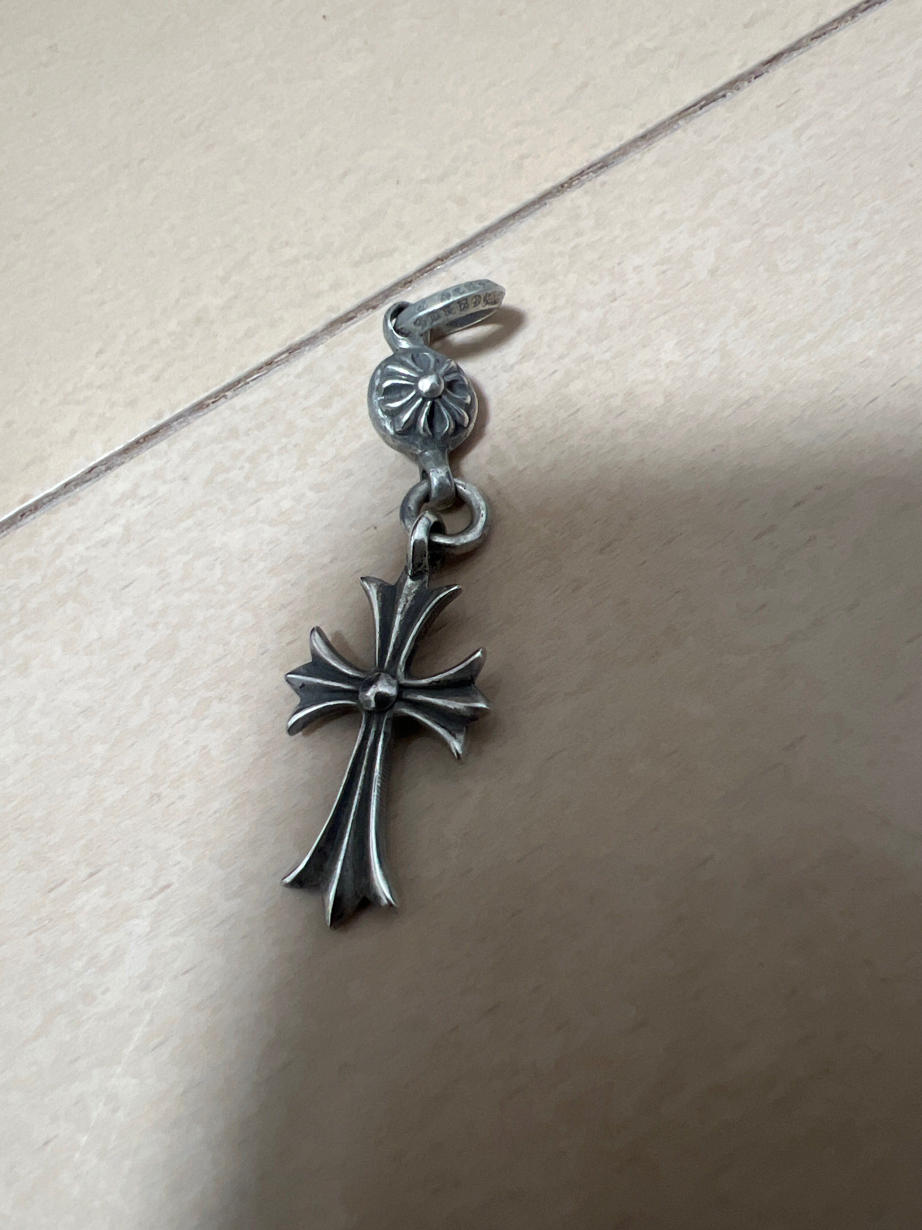 Chrome Hearts 1 Ball Tiny CH Cross Charm "Silver"