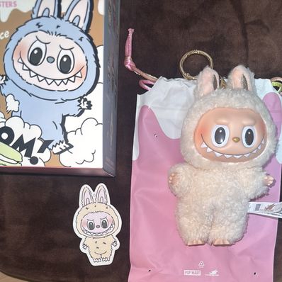 POP MART THE MONSTERS (LABUBU) Exciting Macaron Plush Series SOYMILK