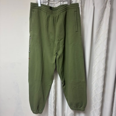 Supreme x Nike Sweatpant "Olive"