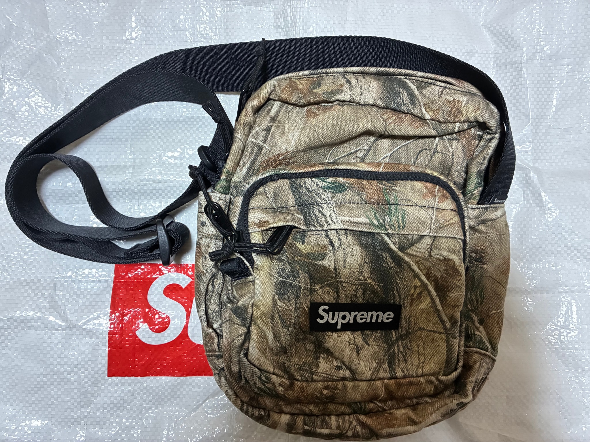 Supreme Denim Shoulder Bag "Realtree AP Camo"