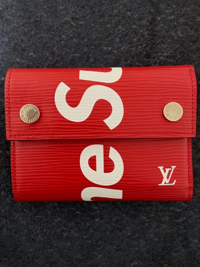 Louis Vuitton x Supreme Chain Wallet "Red"