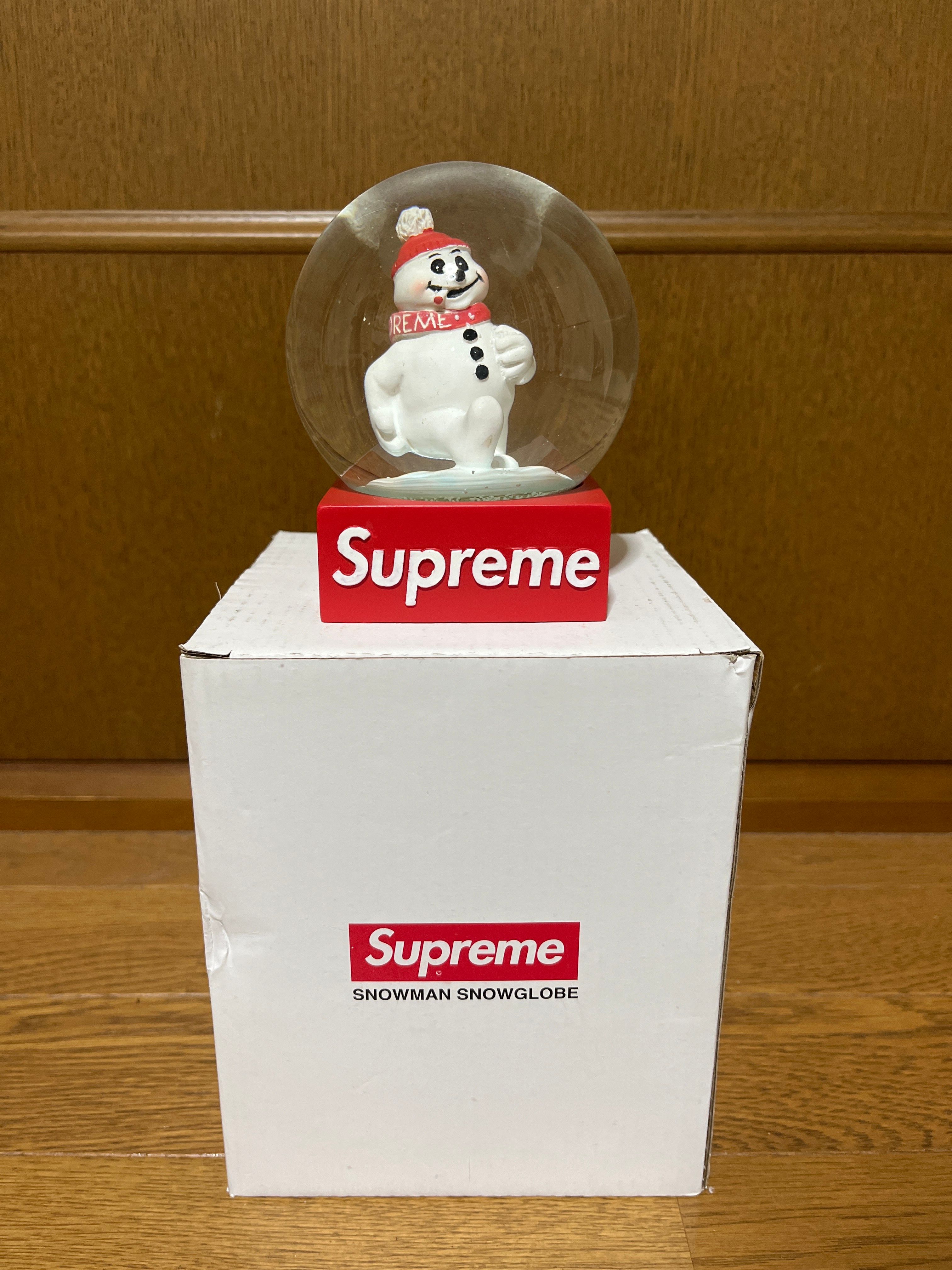 Supreme Snowman Snowglobe 
