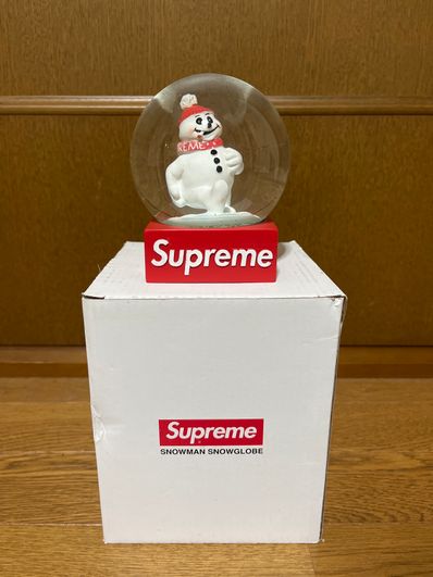 Supreme Snowman Snowglobe Supreme Snowman Snowglobe