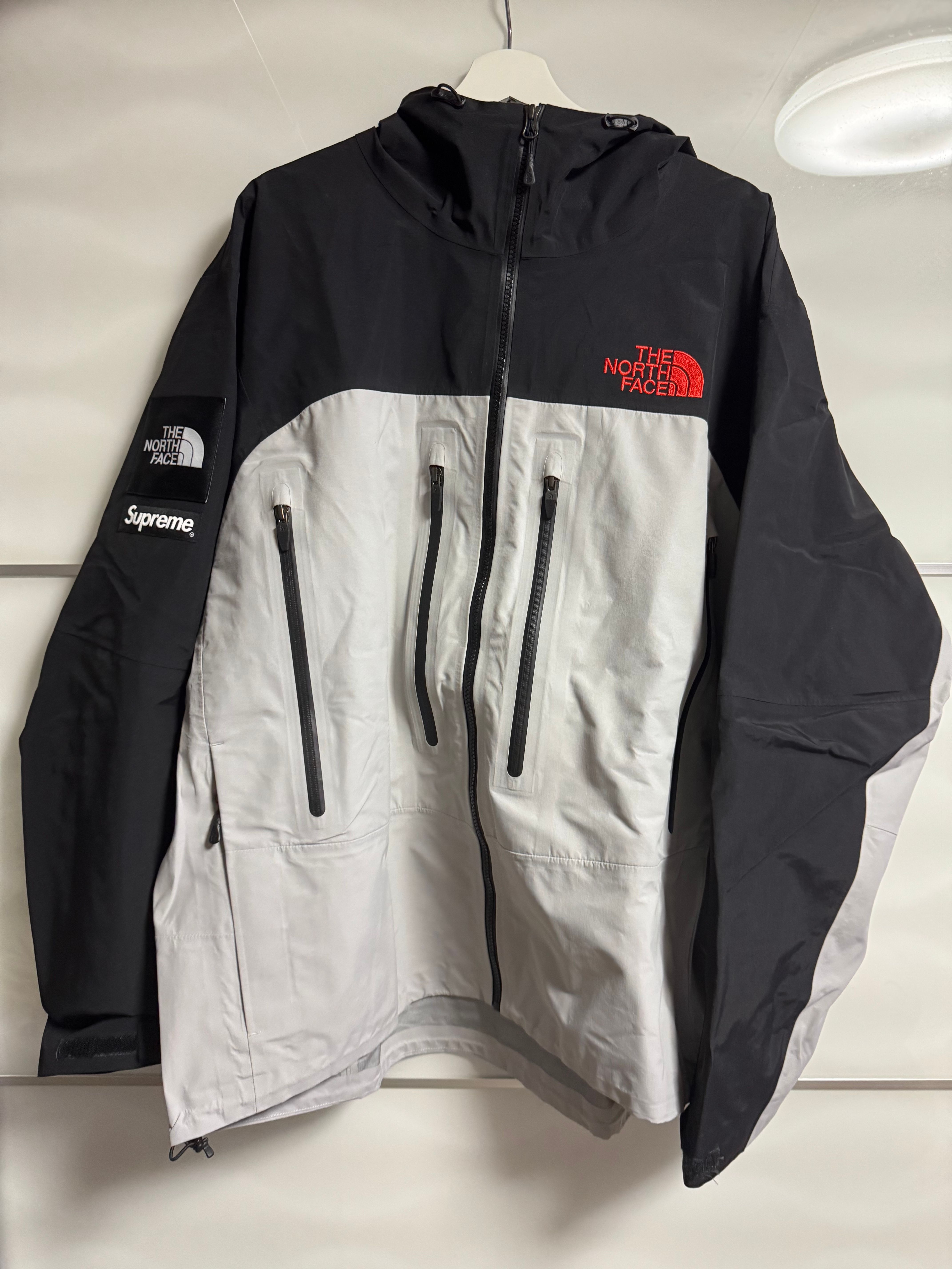 Supreme x The North Face Taped Seam Shell Jacket "Grey"