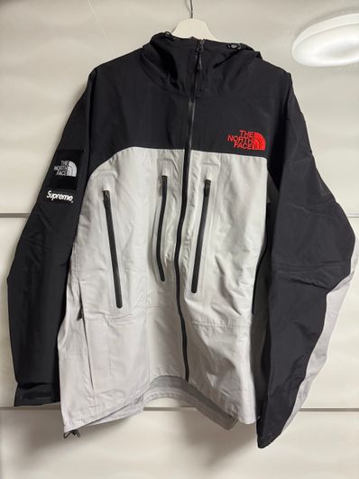 Supreme x The North Face Taped Seam Shell Jacket "Grey"