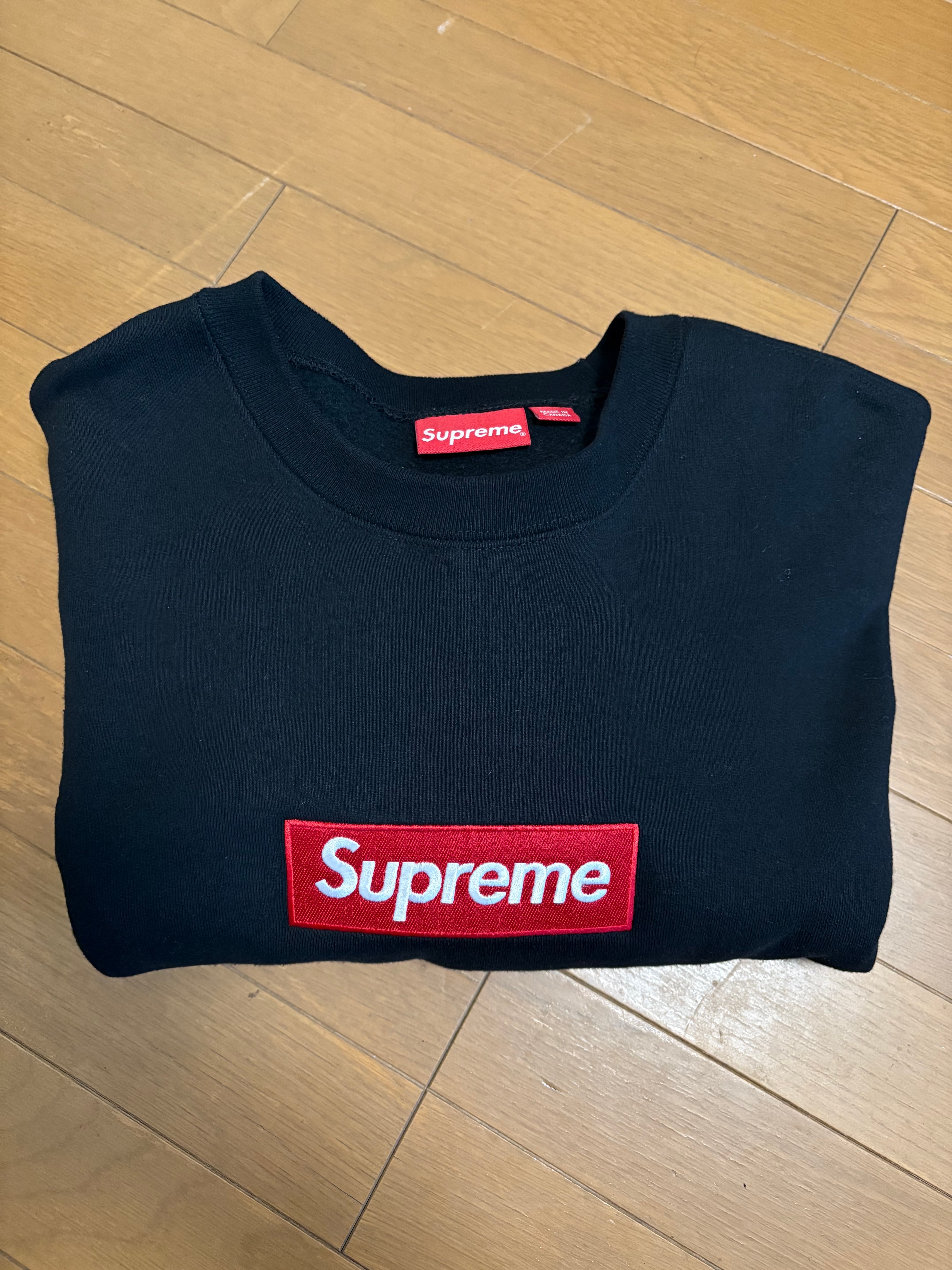 シュプリーム ボックス ロゴ クルーネック "ブラック" (22FW)