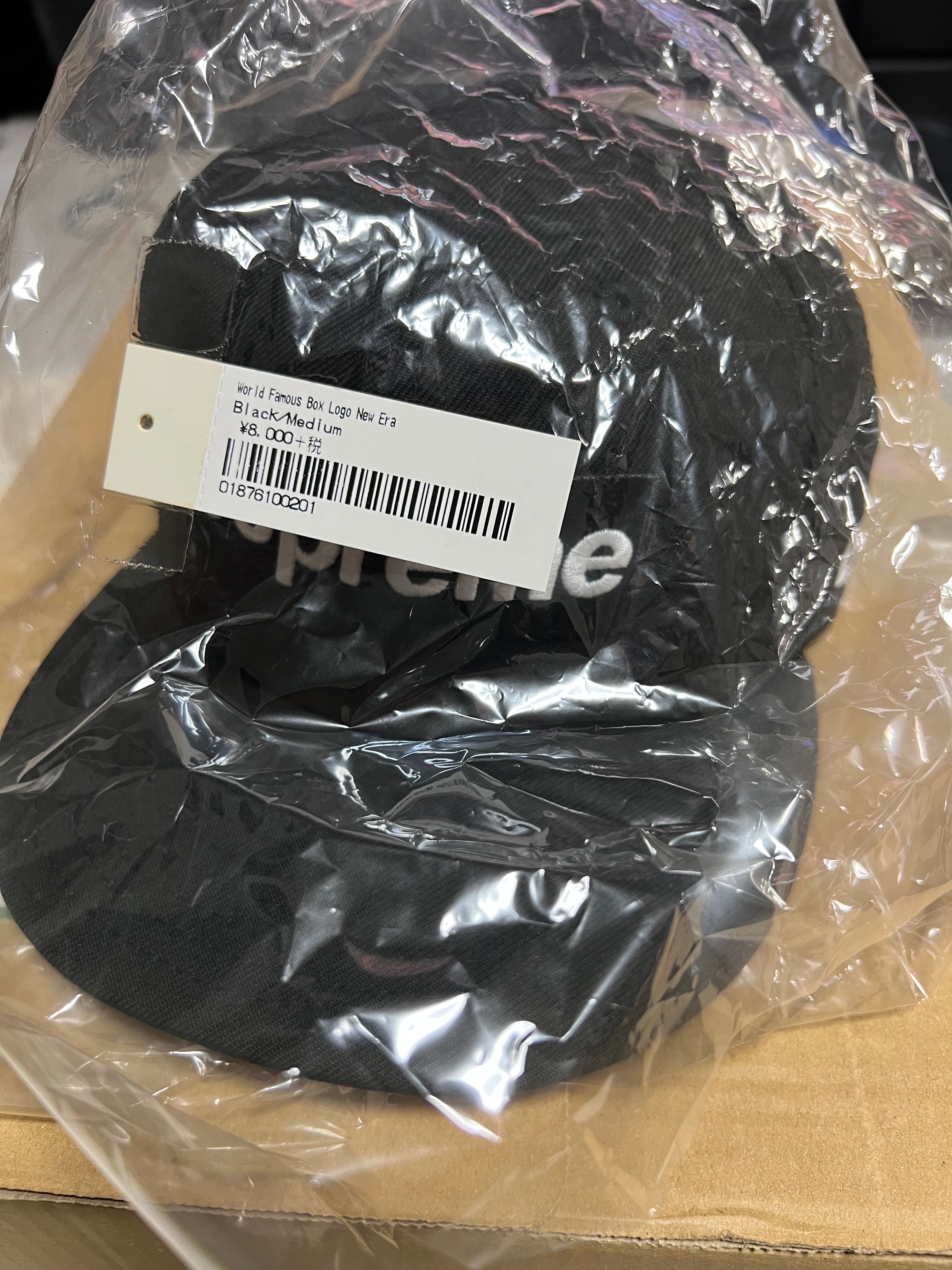Supreme World Famous Box Logo New Era® "Black"