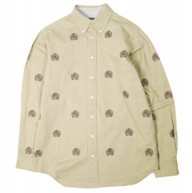KITH NYC x TOMMY HILFIGER キスニューヨークシティ トミーヒルフィガー 別注 TWILL CREST WOVEN SHIRT ツイルクレストウーブンシャツ S BEIGE 長袖 ボタンダウン エンブレム刺繍 トップス g26737