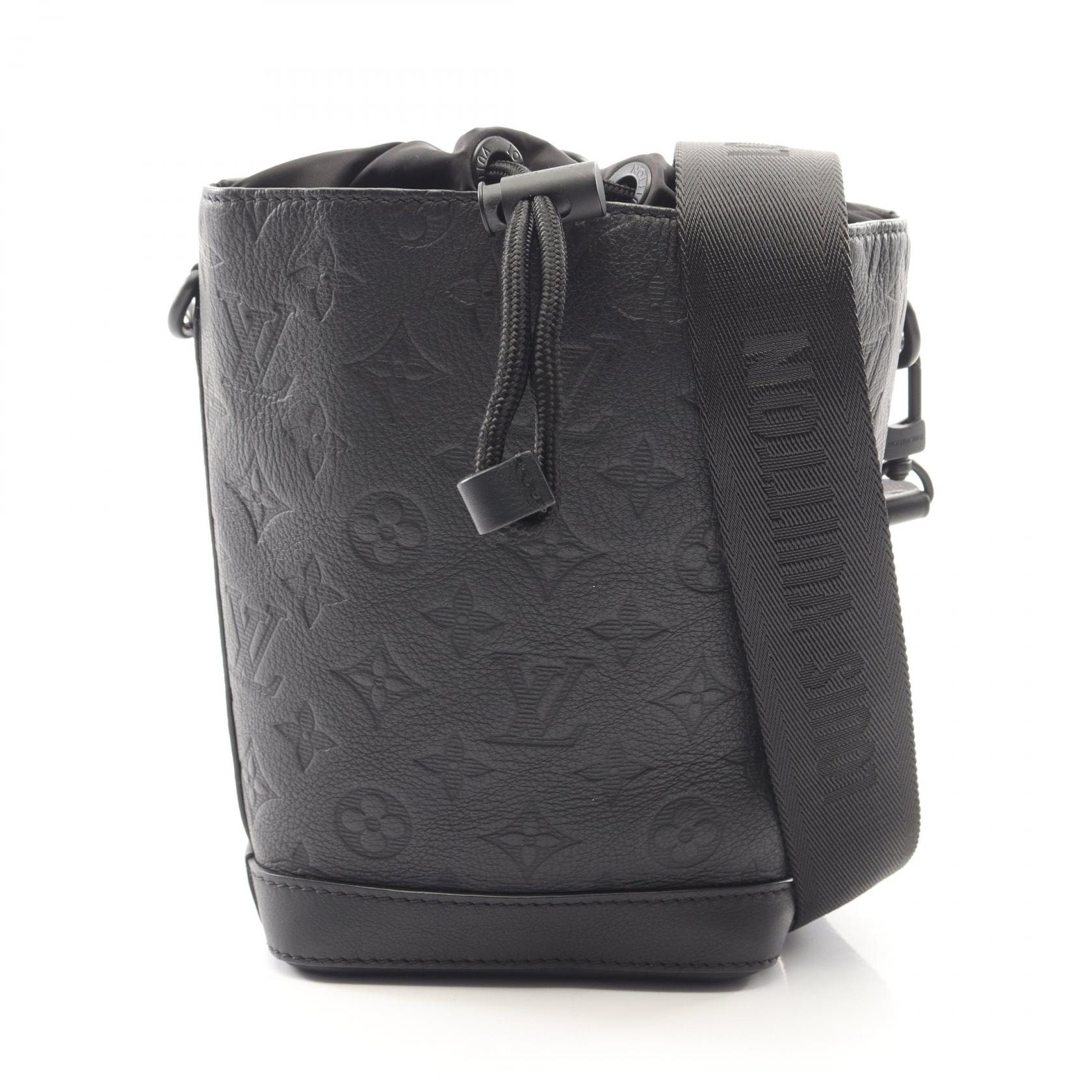 ルイ・ヴィトン LOUIS VUITTON ノエ スリング ショルダーバッグ バッグ レザー モノグラム・シャドウ メンズ ブラック系 M82248 【中古】