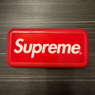 Supreme / mophie® powerstation Plus XL "Red"