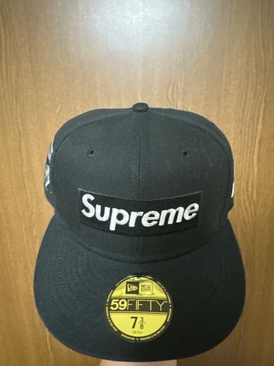 Supreme Money Box Logo New Era "Black"