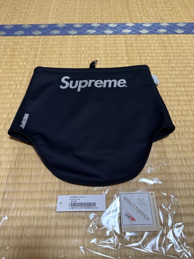 Supreme WINDSTOPPER Neck Gaiter Supreme WINDSTOPPER Neck Gaiter