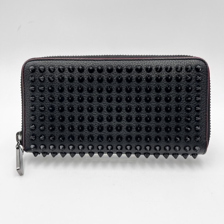 Christian Louboutin(クリスチャンルブタン)Panettone Wallet ヴィンテージ 長財布 ラウンドファスナー スタッズ ブラック レザー メンズ レディース 【中古】