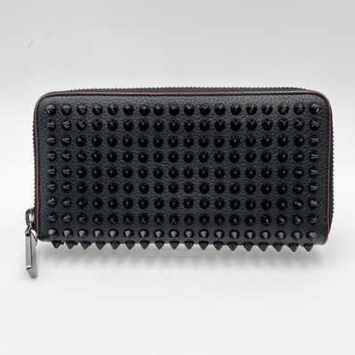 Christian Louboutin(クリスチャンルブタン)Panettone Wallet ヴィンテージ 長財布 ラウンドファスナー スタッズ ブラック レザー メンズ レディース 【中古】