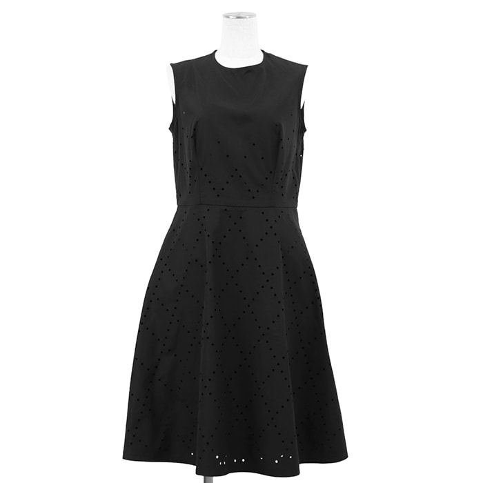 SALE【新品同様】MONCLER モンクレール ワンピース サイズ 42 レディース NOIR KEI NIMOMIYA ABITO 2018年製 クルーネック ノースリーブ パンチング  シルク100% キャミソール ドレス ブラック 黒 ルーマニア製