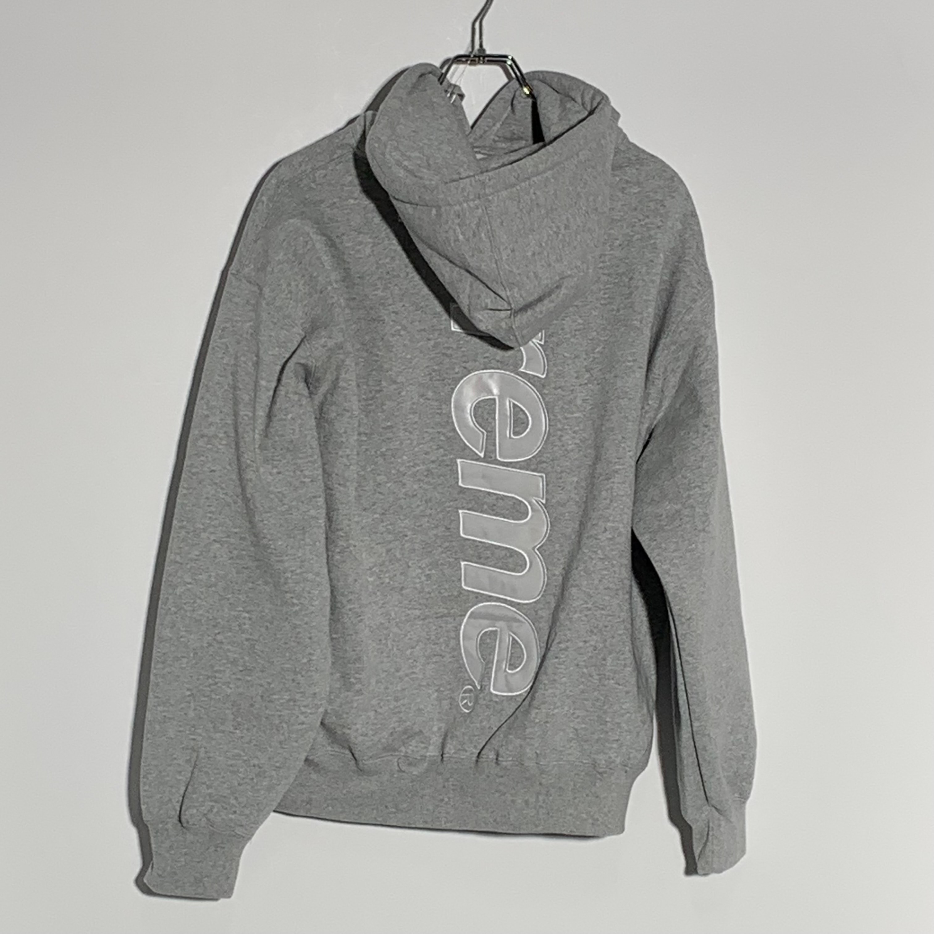 Supreme Satin Applique Hooded Sweatshirt (25FW) "Heather Grey"