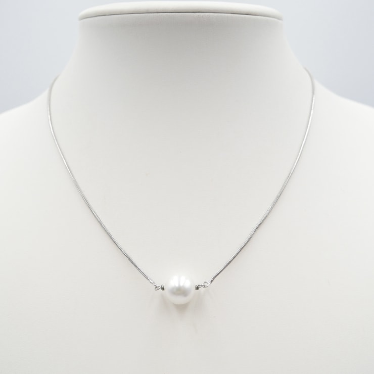 Christian Dior(クリスチャンディオール)パールモチーフ ヴィンテージ ネックレス CDロゴ シルバー ホワイト レディース【中古】