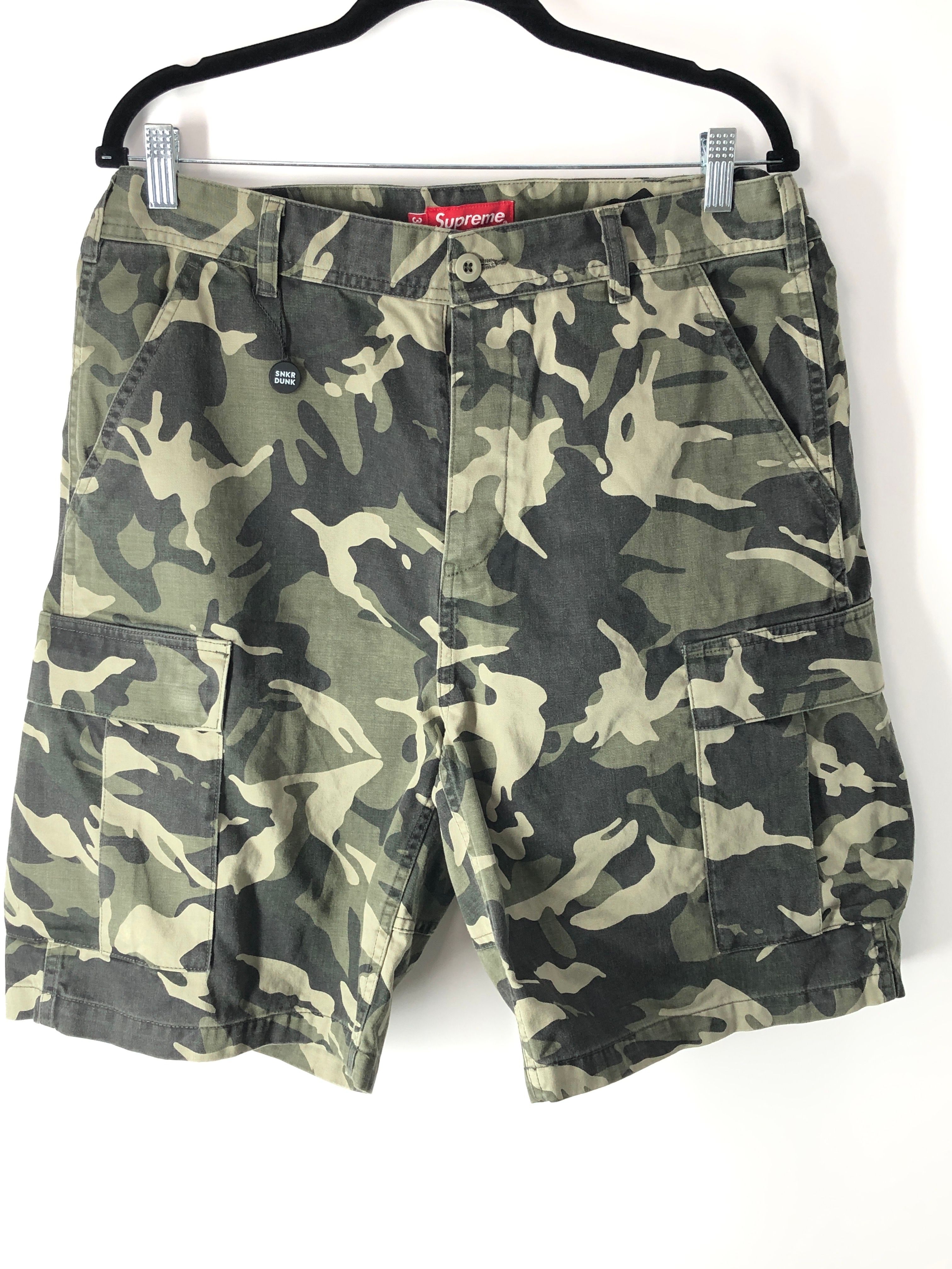 Supreme Cargo Short "Olive Camo" (23SS)