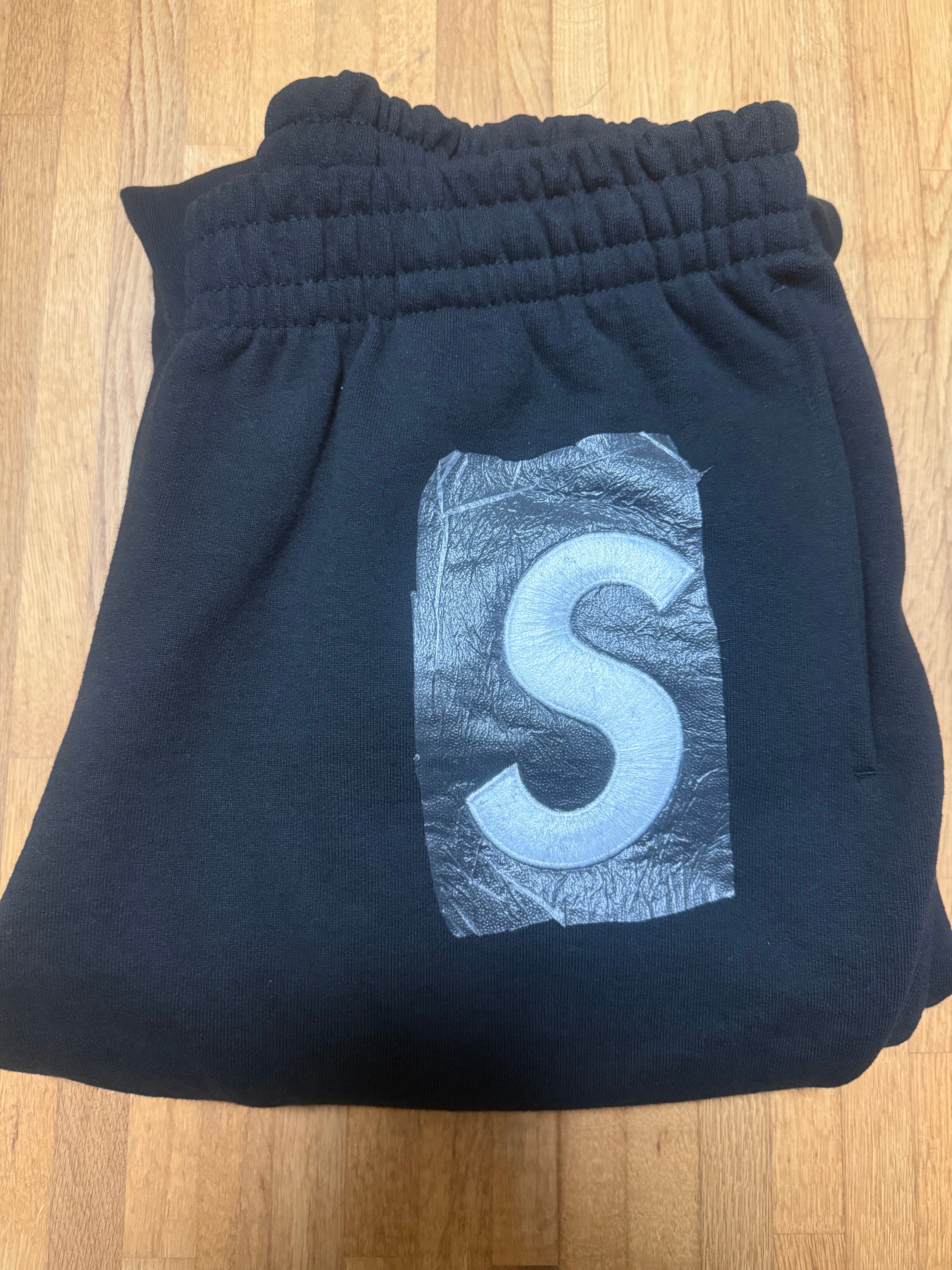 Supreme S Logo Sweatpant (25FW) 