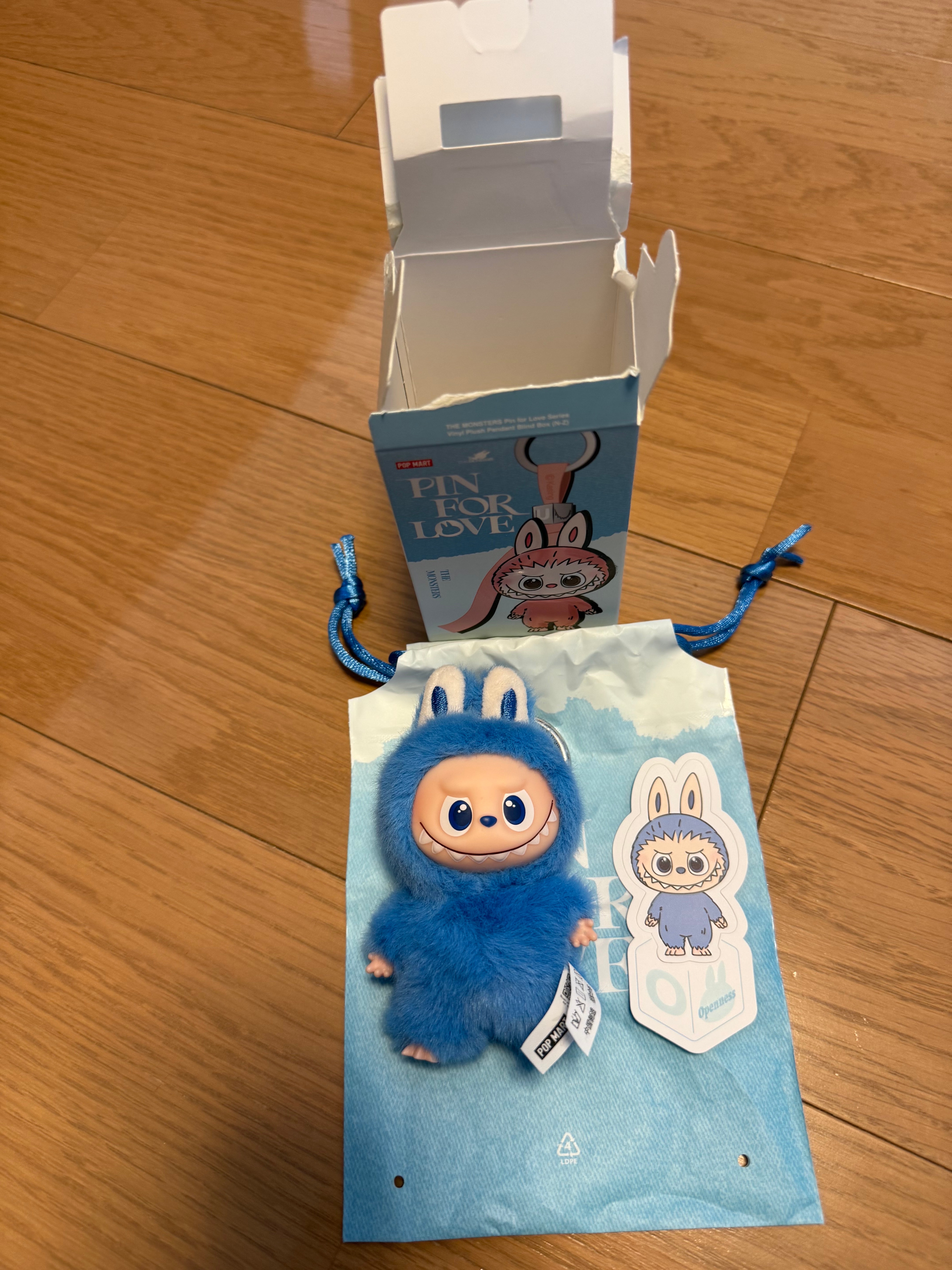 POP MART THE MONSTERS (LABUBU) Pin for Love Series-Vinyl Plush Pendant (N-Z) O