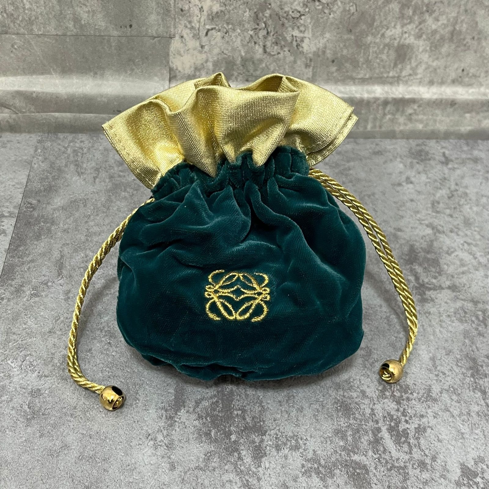 ロエベ 化粧ポーチ レディース