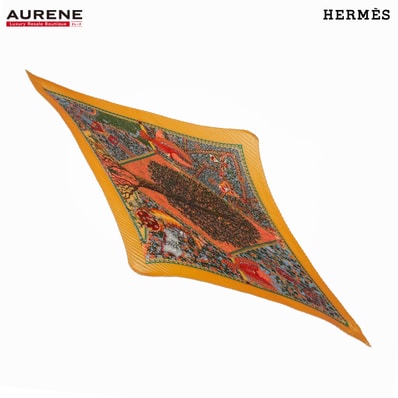HERMES エルメス カレ90 プリーツ Axis Mundi 世界の中心軸 草木 花柄 樹木 プリセ スカーフ シルクスカーフ シルク オレンジ ユニセックス 【中古】