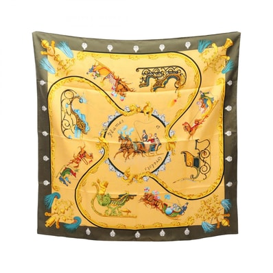 エルメス HERMES カレ90 Plumes et Grelots スカーフ 衣料品 シルク シルク レディース イエロー系 / カーキ系 / マルチカラー 【中古】