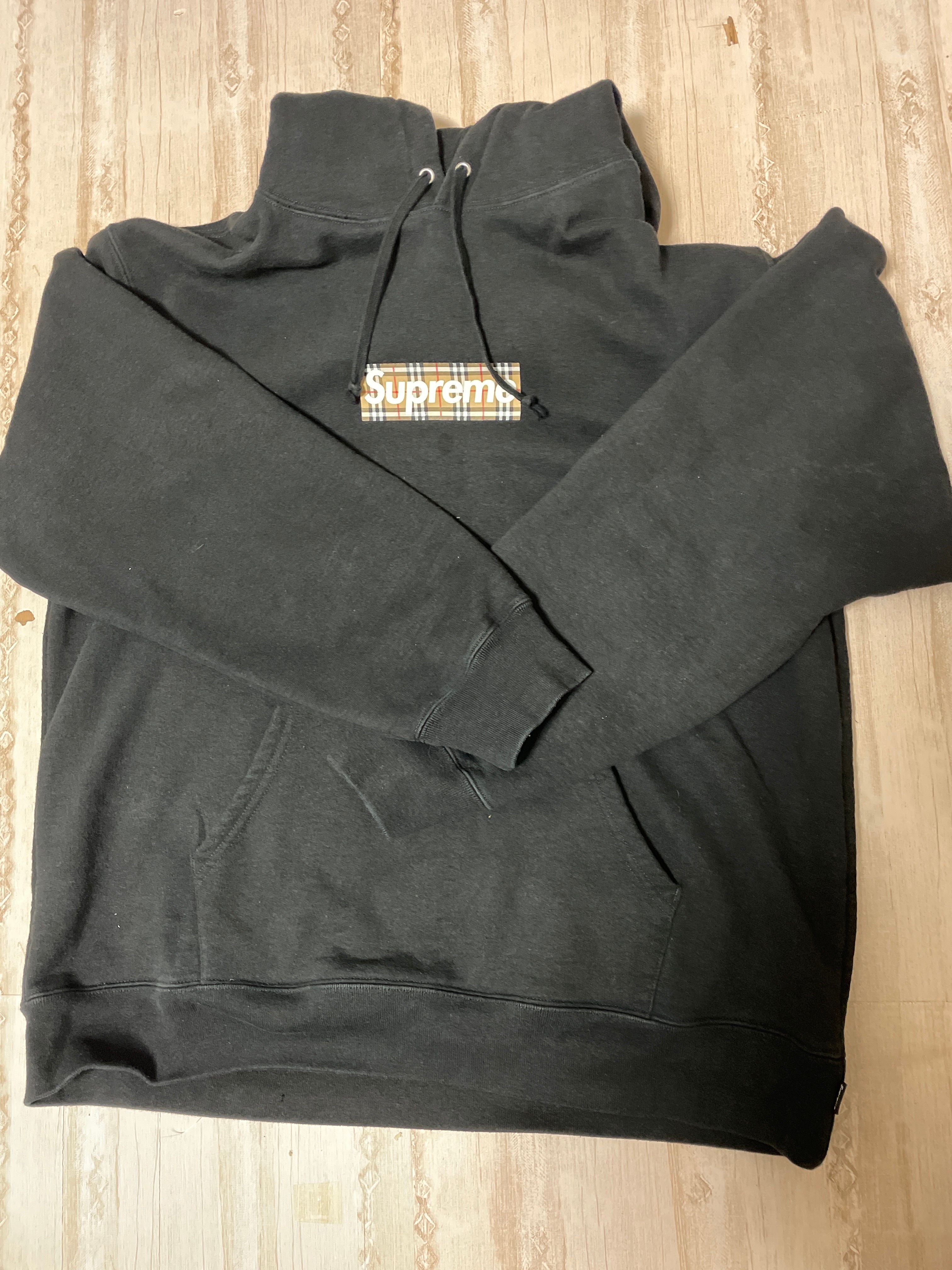 Supreme / Burberry Box Logo Hooded Sweatshirt "Black"