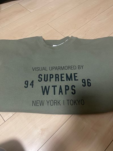 Supreme / WTAPS Crewneck "Light Olive"