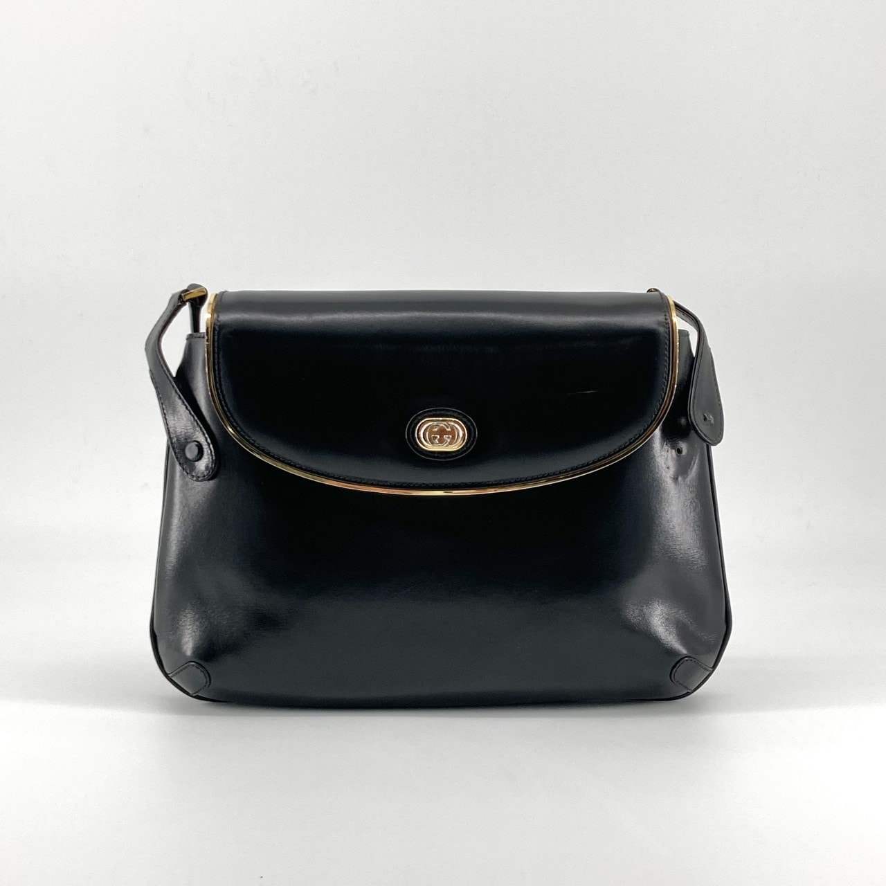 GUCCI(グッチ) オールドグッチ インターロッキングGG金具 ゴールドカラーパイピング レザー ショルダーバッグ ブラック