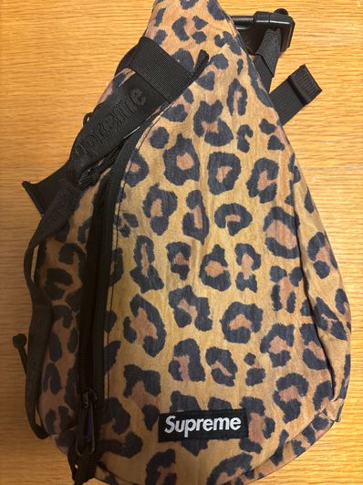 Supreme 20FW Sling Bag 4L Supreme 20FW Sling Bag 4L