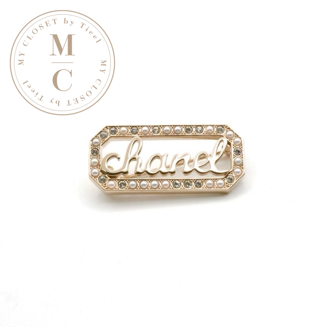 シャネル CHANEL ブローチ コサージュ ゴールド ロゴ ラインストーン