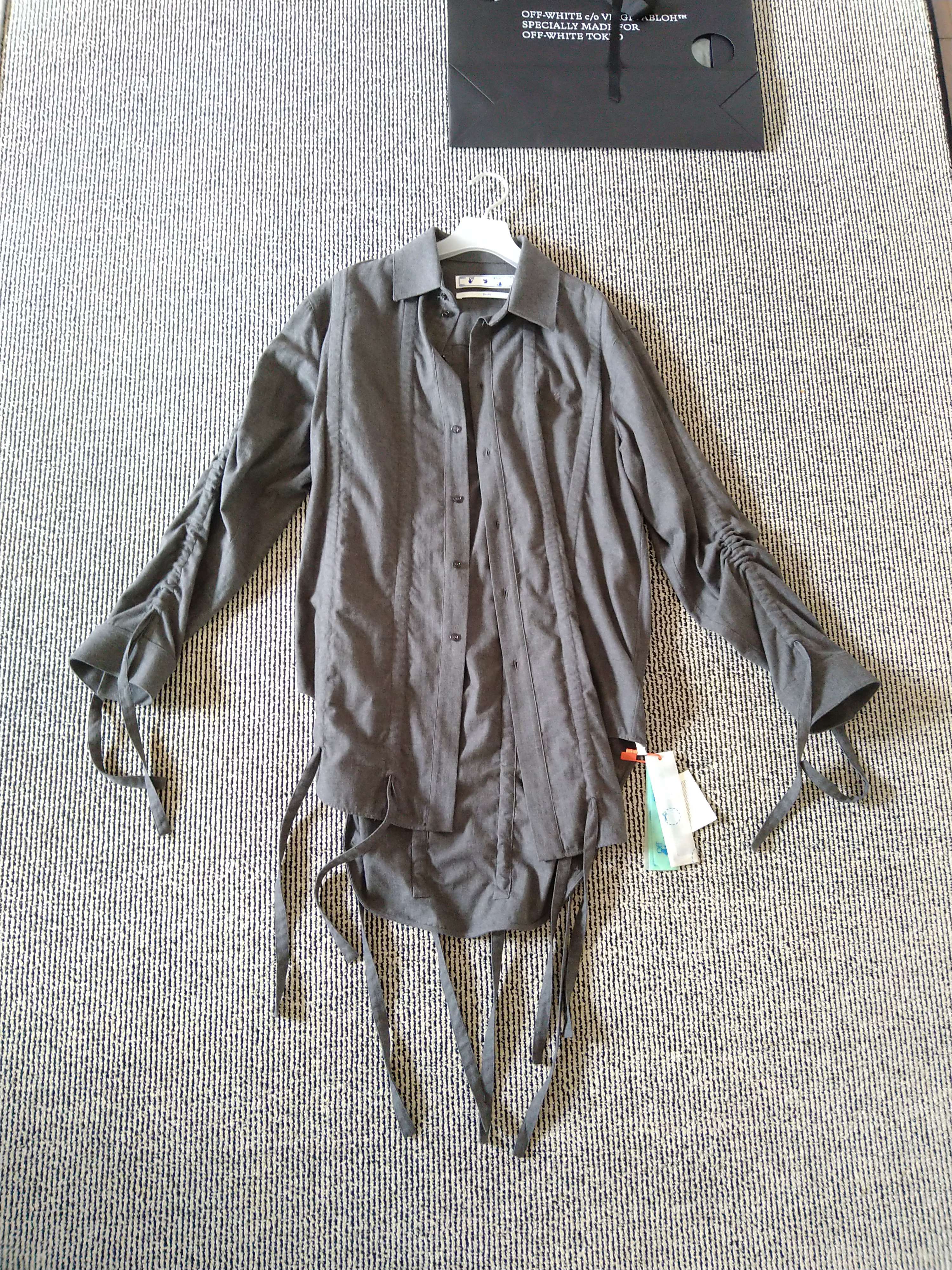 Off-White シャツ グレイ