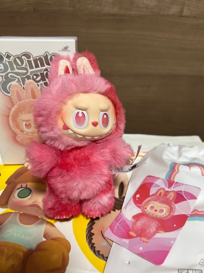 POP MART THE MONSTERS (LABUBU) Big into Energy Series Plush Pendant LOVE