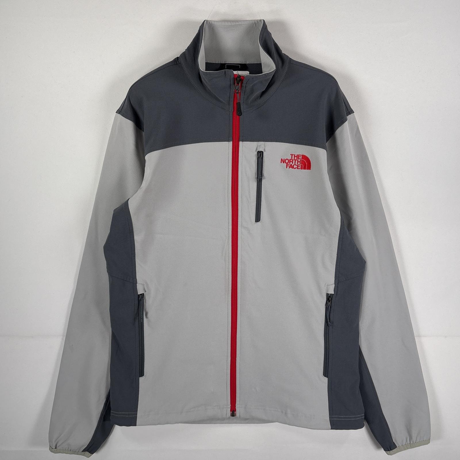 古着 ザ・ノースフェイス THE NORTH FACE ソフトシェルジャケット ワンポイント刺繍ロゴ アウトドア S グレー メンズ