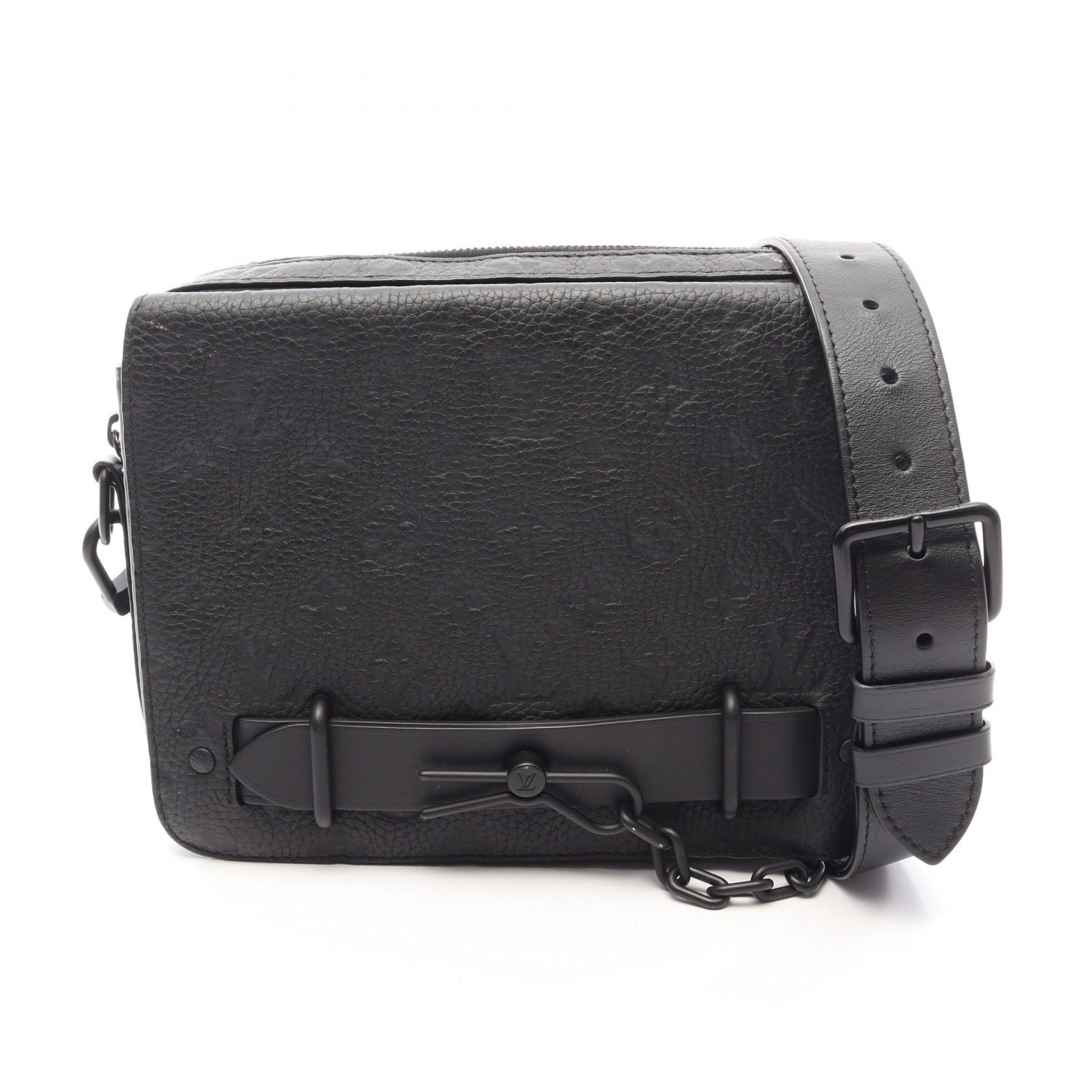 Louis Vuitton Steamer Messenger Taurillon Monogram