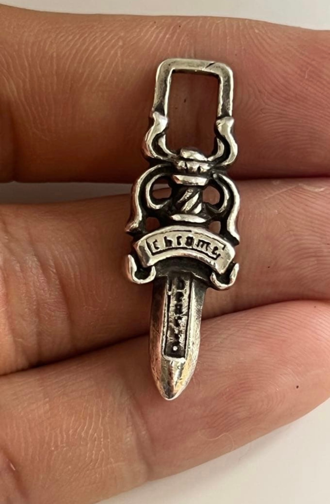 Chrome Hearts #5 Dagger Charm Zip 1 "Silver"
